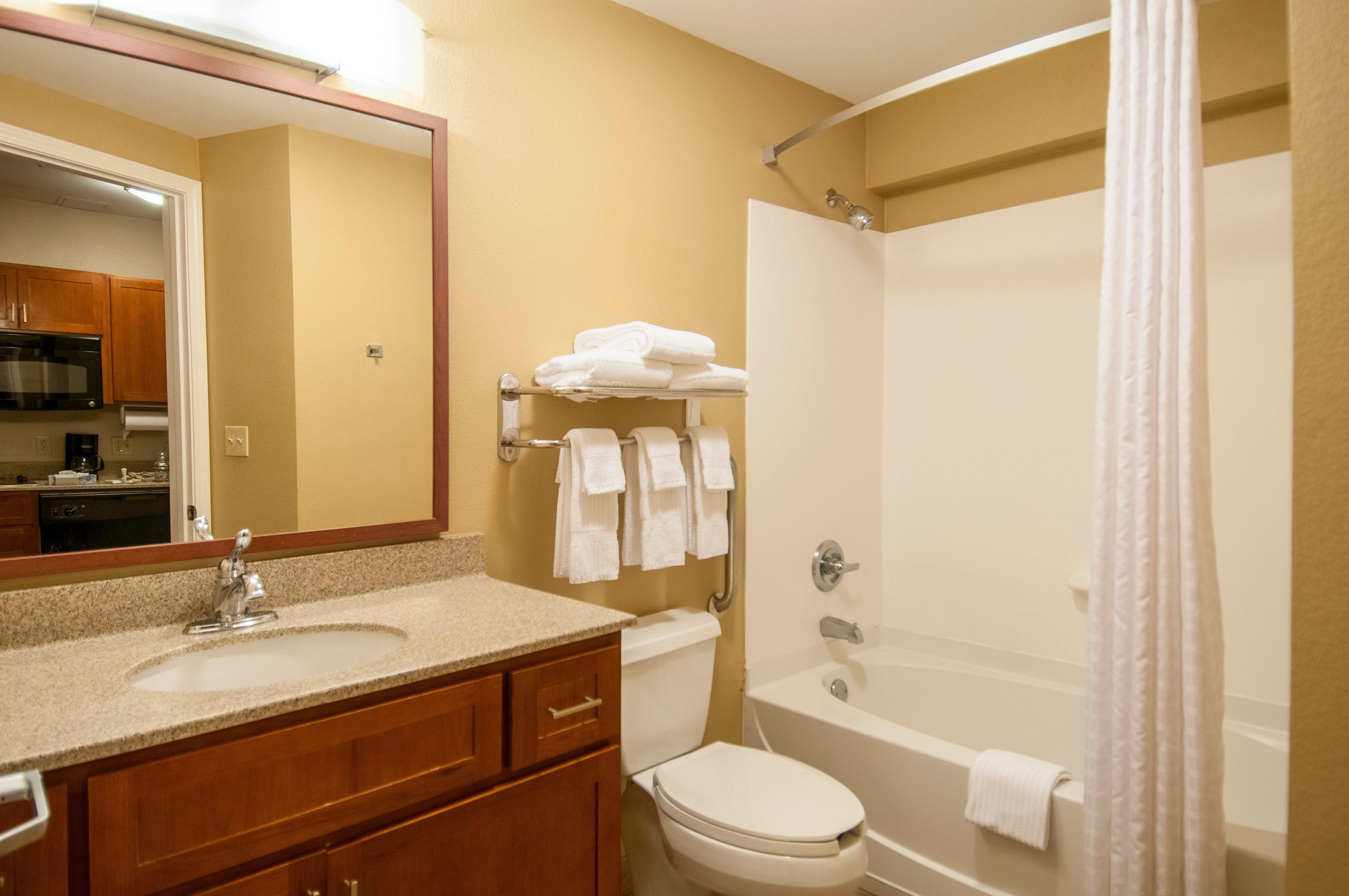 Candlewood Flowood, Ms By Ihg Hotel Luckney