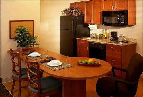 Candlewood Flowood, Ms By Ihg Hotel 2*